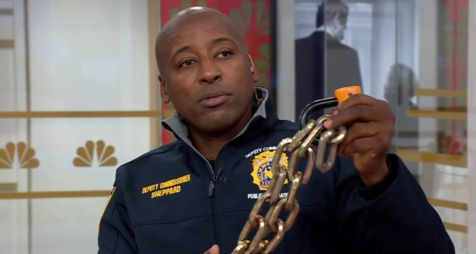 Why Does the NYPD Hate This Bike Chain | Sports, Hip Hop & Piff - The Coli